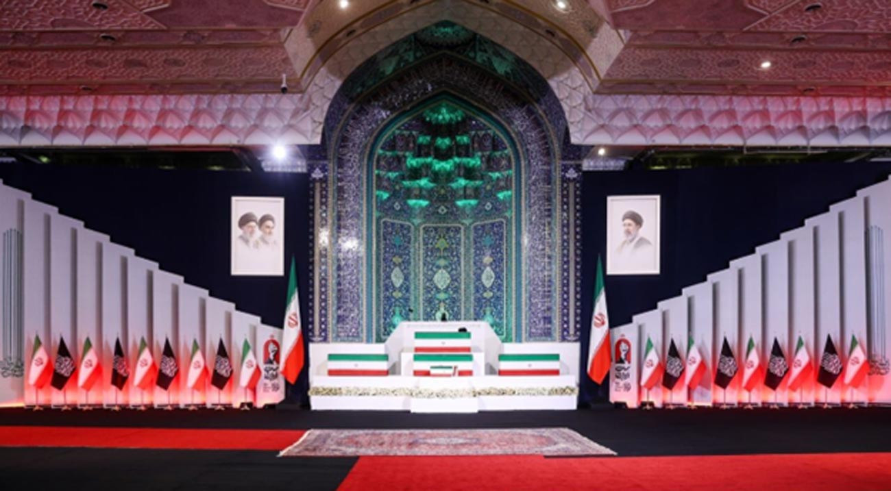 যুক্তরাষ্ট্রের প্রতিষ্ঠাবার্ষিকীর উৎসবে খরা, তেহরানে বিশ্বনেতাদের ঢল